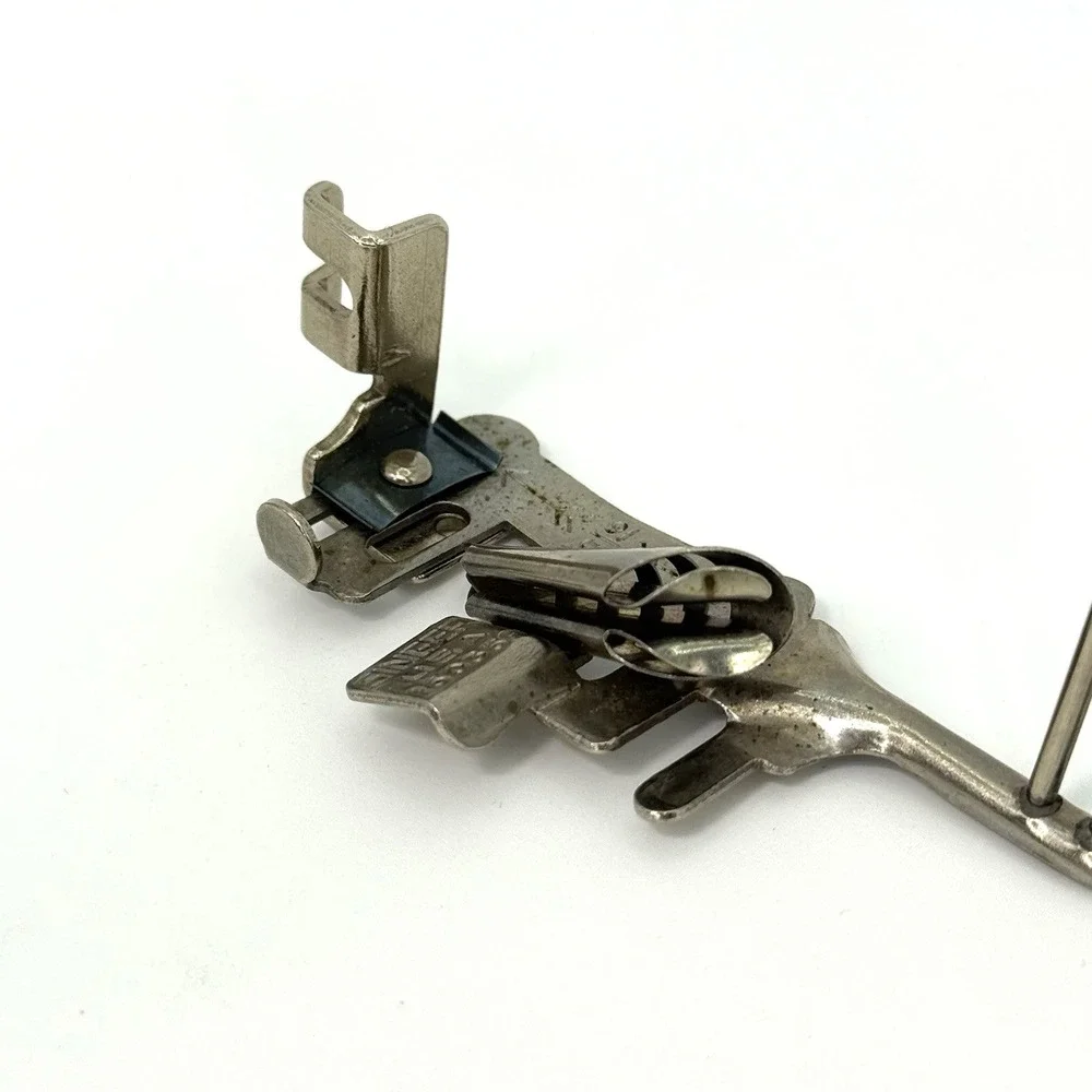 VTG 1900s Singer Sewing Machine Attachment 160359 USA Hemmer‎ Binder Foot Tool